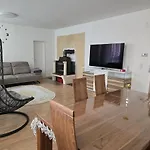 Holiday home Beautiful House 15 Minutes From Schwechat Airport
