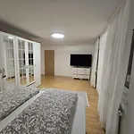 Beautiful House 15 Minutes From Schwechat Airport * Leopoldsdorf
