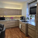 Holiday home Beautiful House 15 Minutes From Schwechat Airport *