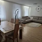 Holiday home Beautiful House 15 Minutes From Schwechat Airport