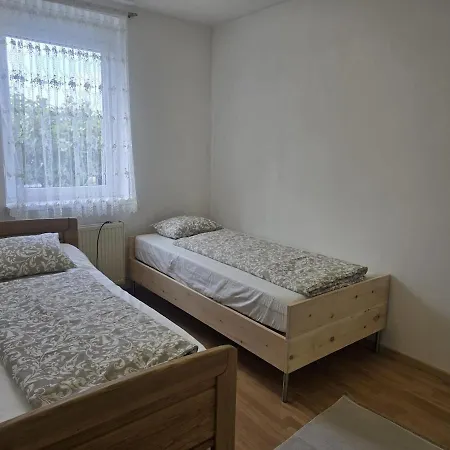 Beautiful House 15 Minutes From Schwechat Airport Leopoldsdorf