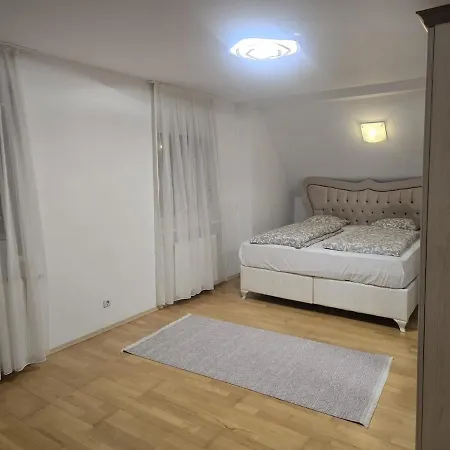 Beautiful House 15 Minutes From Schwechat Airport Holiday home *