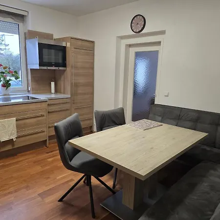 Beautiful House 15 Minutes From Schwechat Airport Holiday home *