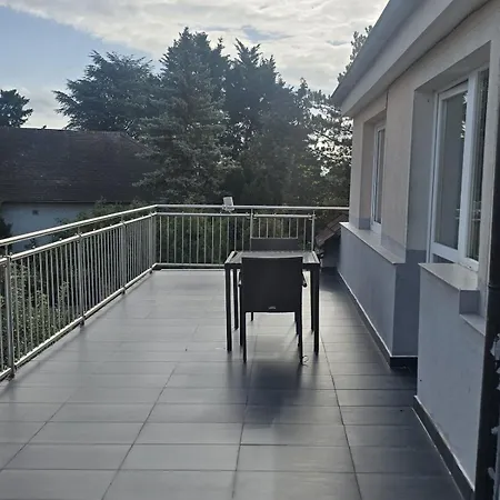 Holiday home Beautiful House 15 Minutes From Schwechat Airport