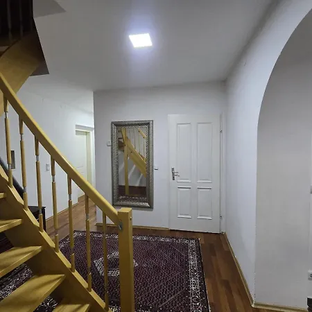 Beautiful House 15 Minutes From Schwechat Airport Holiday home *