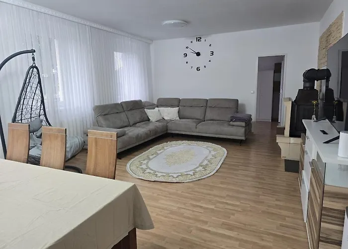Сasa de vacaciones Beautiful House 15 Minutes From Schwechat Airport Leopoldsdorf