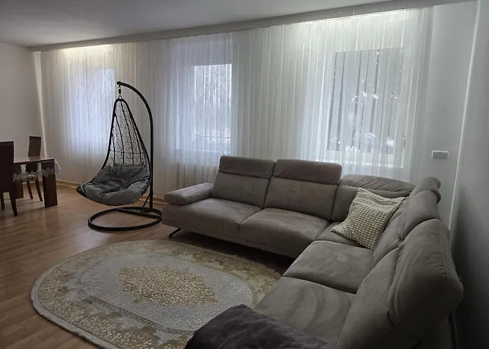 Сasa de vacaciones Beautiful House 15 Minutes From Schwechat Airport *