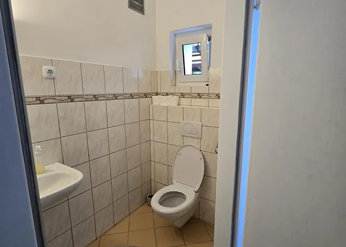 Beautiful House 15 Minutes From Schwechat Airport *