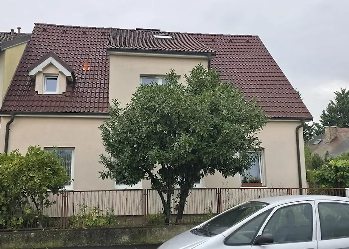 Beautiful House 15 Minutes From Schwechat Airport Сasa de vacaciones