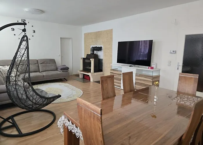 Сasa de vacaciones Beautiful House 15 Minutes From Schwechat Airport