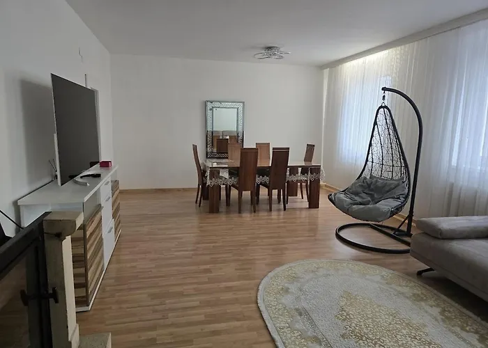 Beautiful House 15 Minutes From Schwechat Airport Сasa de vacaciones Leopoldsdorf