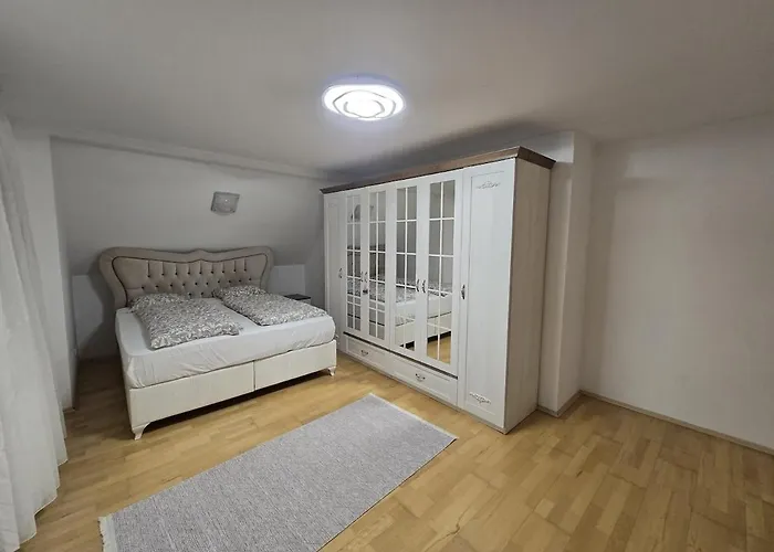 Сasa de vacaciones Beautiful House 15 Minutes From Schwechat Airport Leopoldsdorf