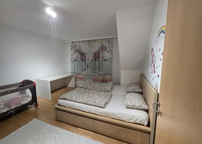 Beautiful House 15 Minutes From Schwechat Airport Сasa de vacaciones